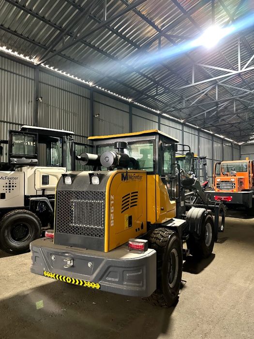 Фронтальный погрузчик McFeeter ZL928 новый