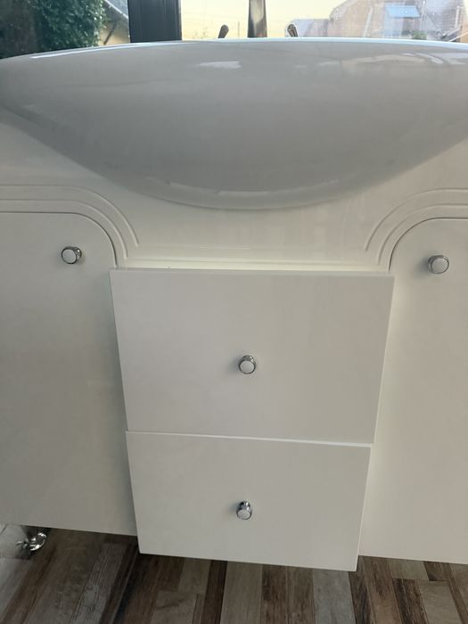 Set lavoar si dulap + oglinda baie