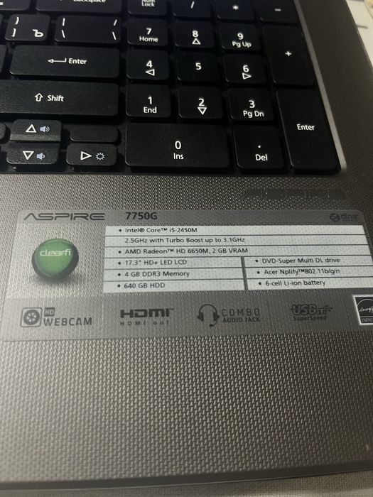 Продам ноутбук в хорошем состояние.