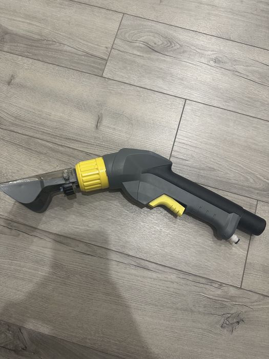Моющий пылесос karcher puzzi 8/1