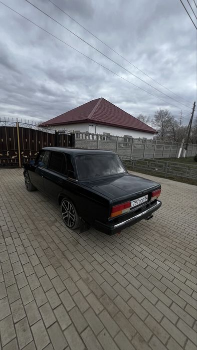 Продам ваз 2107.