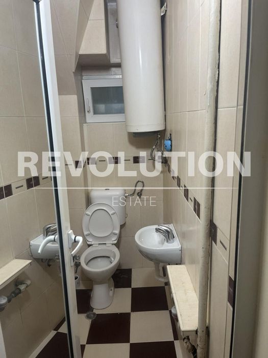 Дава се под наем Двустаен апартамент в Пловдив, Мараша - 75 кв.м за 375 € - Снимка #5