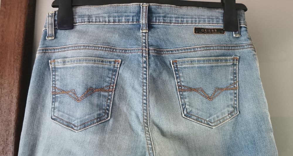Blugi Guess, mărime XS