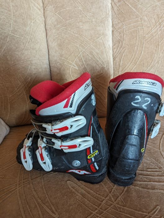 Clapar copiii Nordica 22