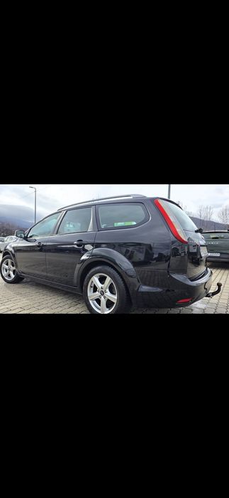 Ford Focus 1.8-125Cp