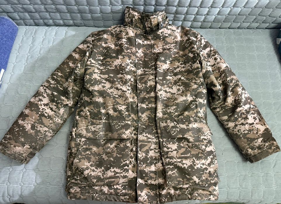 Продам военную форму с бушлатом