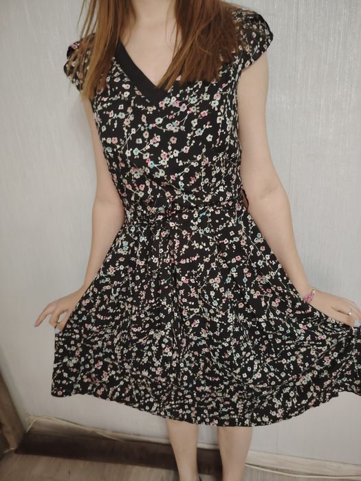 Рокли размер S различни цветове