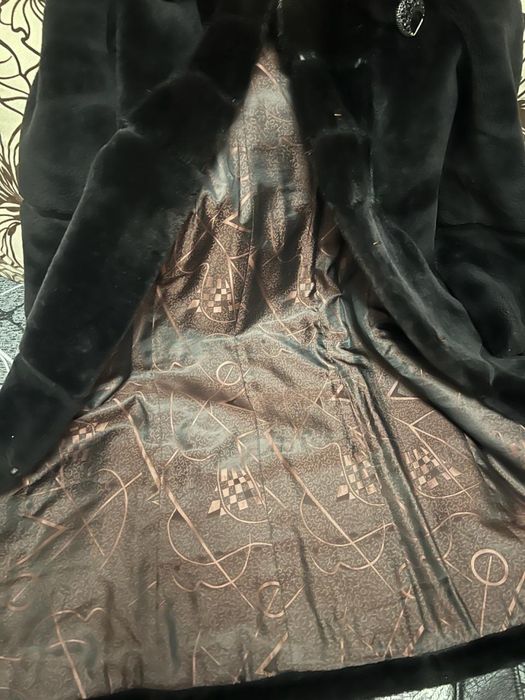 Продается шуба