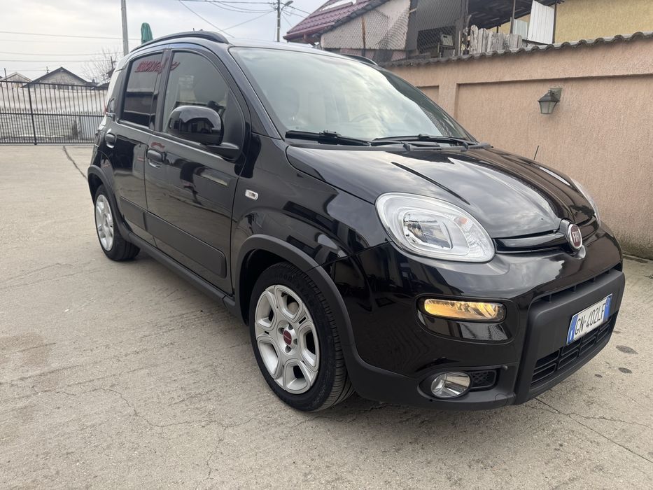 Vând Fiat Panda 1.0 Hybrid 70cp