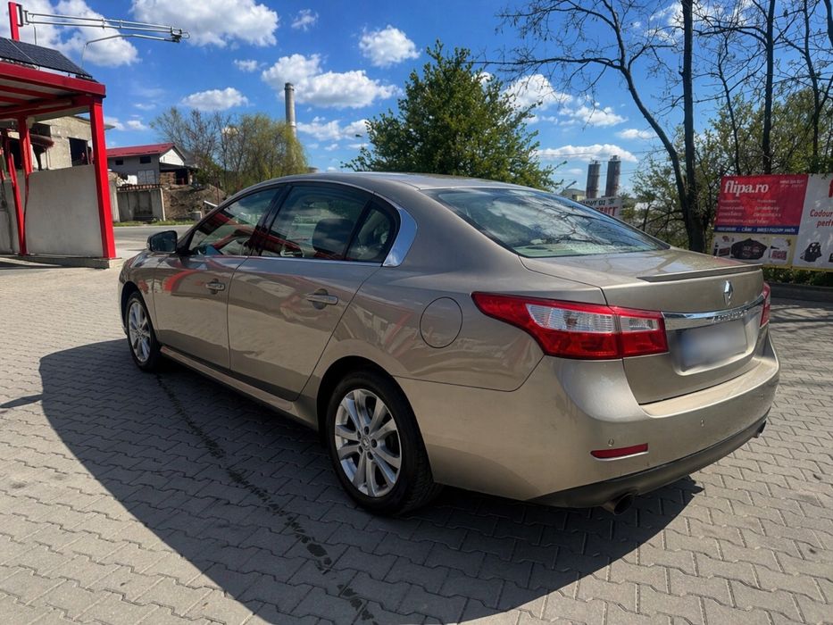 Vand Renault Latitude 2013