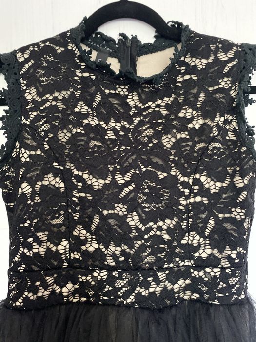 Жестока кукленска рокля