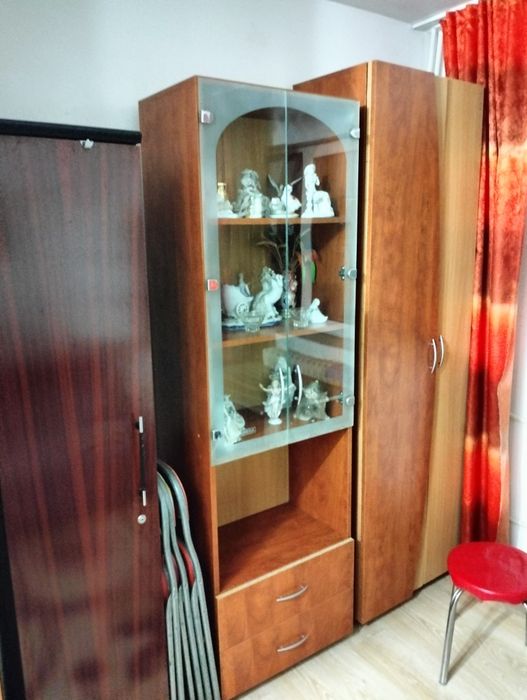 Închiriez garsonieră