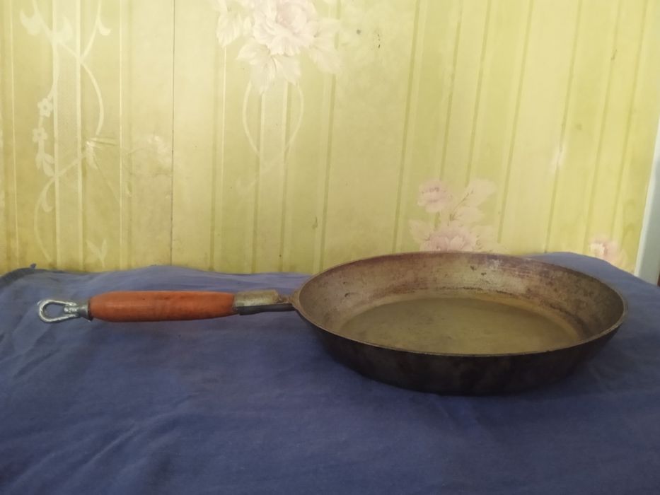 Сковорода большая