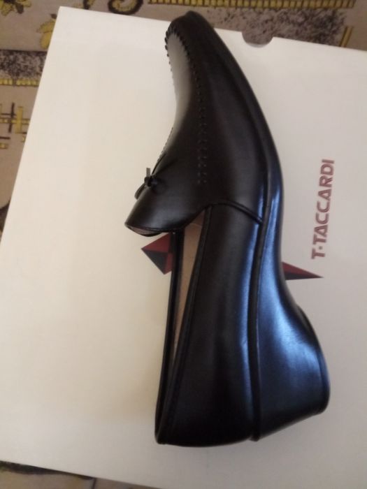 Черные женские туфли