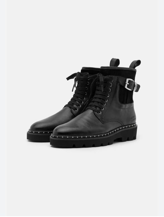 Боти Melvin & Hamilton