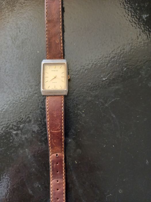 Продавам часовници