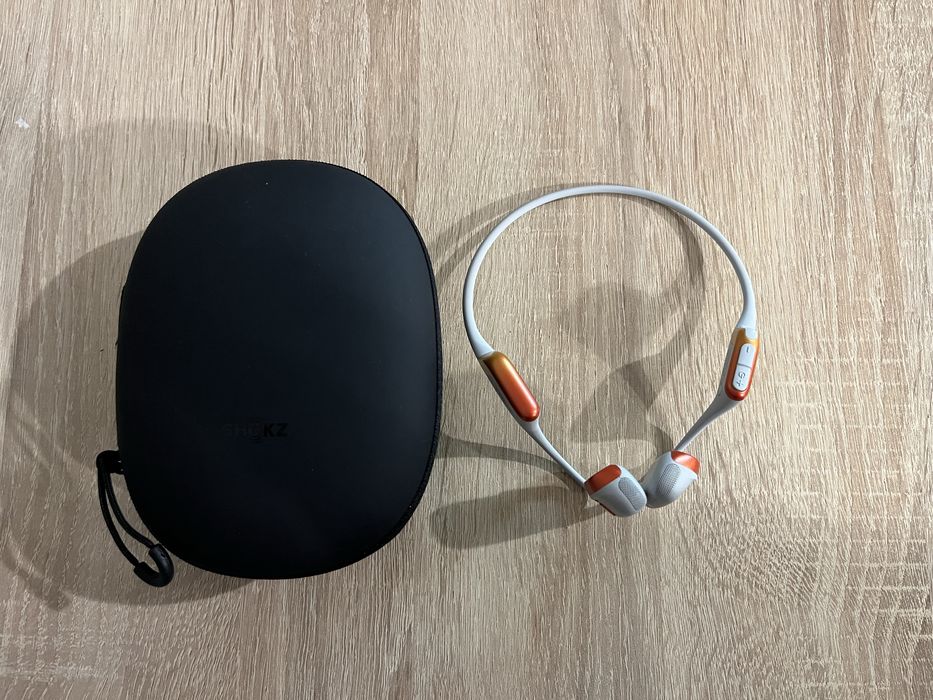 Продавам слушали Shokz