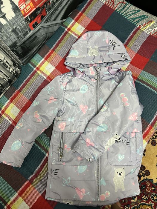 Куртки на девочку