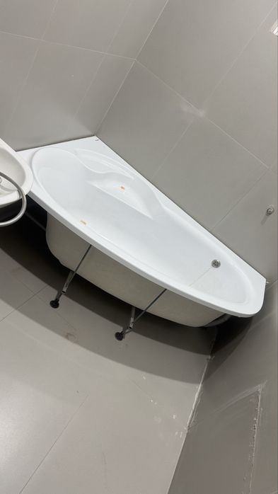 Ванна в отличном состояний