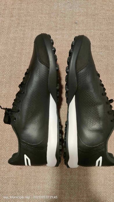 Incaltaminte de fotbal pentru barbati Puma King Pro/42,(Super Oferta).