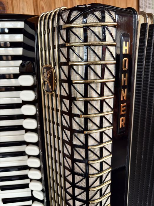 Акордеон Hohner Atlantic Deluxe 4