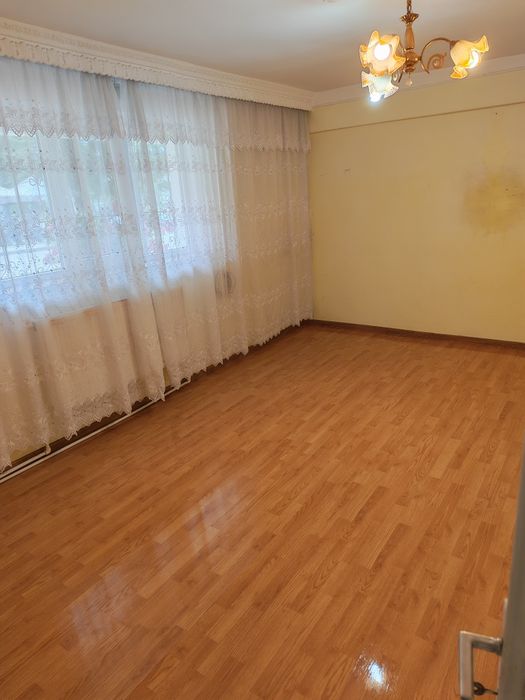 Apartament 2 camere decomandate  zona centrala