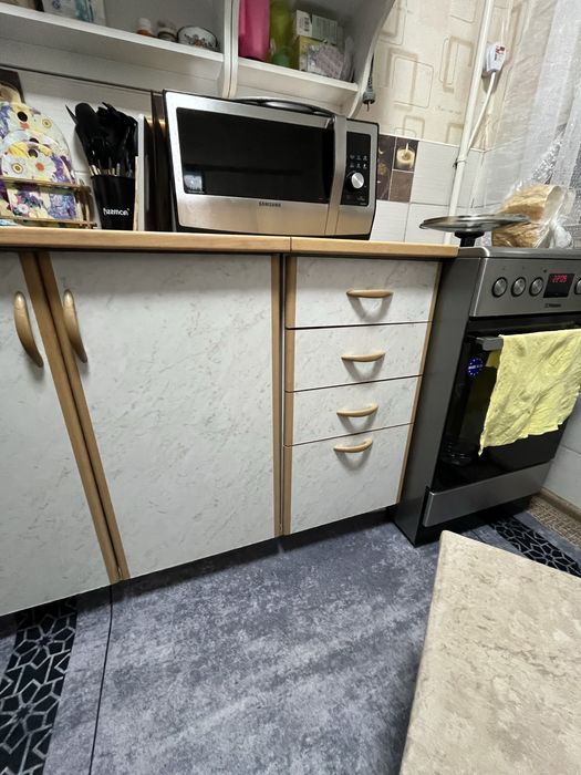 Продам кухонный гарнитур