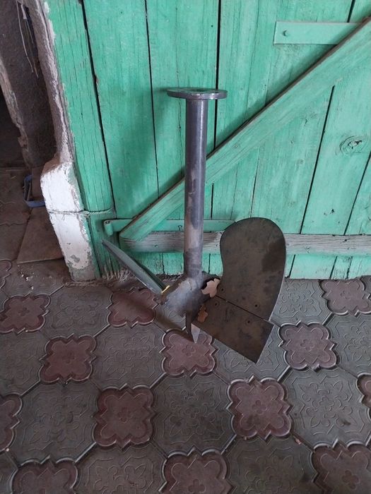 Продам бур ,состояние новое.