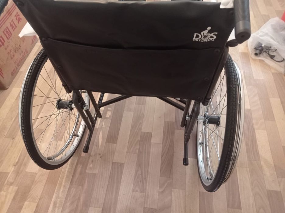 Инвалидное кресло