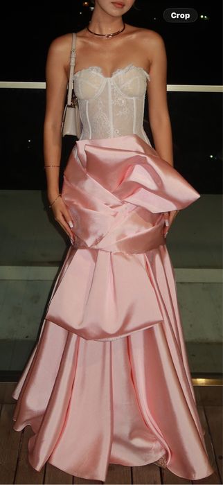 Выпускное платье в идеальном состоянии