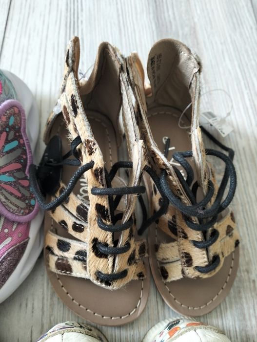 Vând Lot (sau separat)încălțăminte copii.