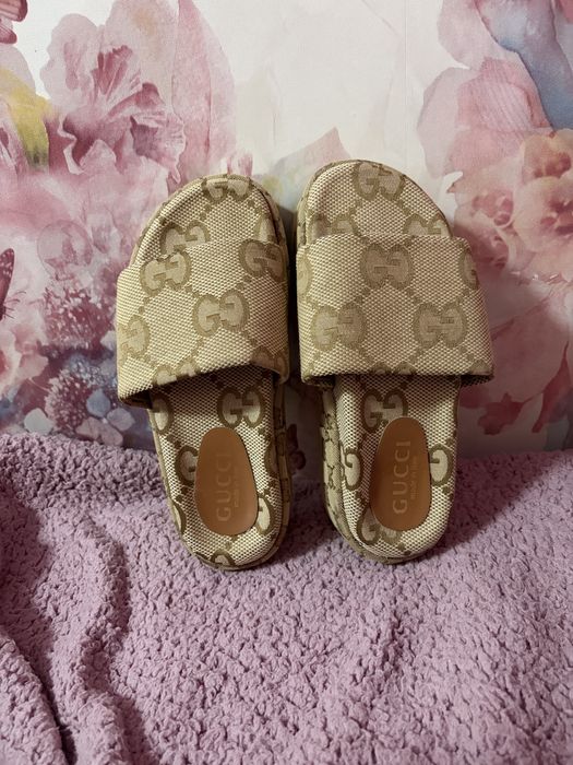 Дамски чехли на Gucci