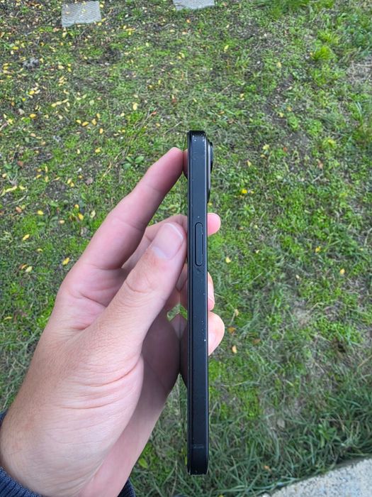 Iphone 15 256gb black пълен комплект