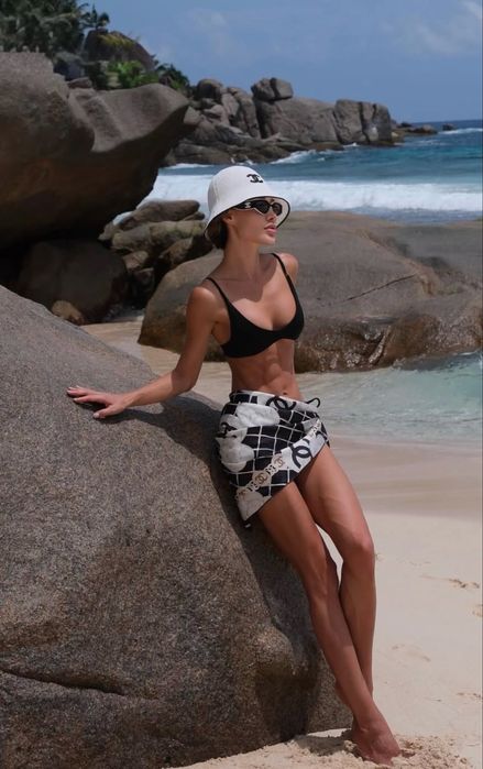 Палантин платок Шанель шелк 100%