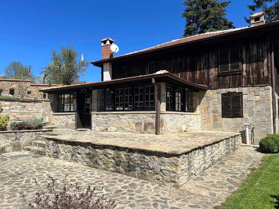 Продава се Къща в с. Конарското, Област Габрово - 246 кв.м за 793 €/кв.м - Снимка #4