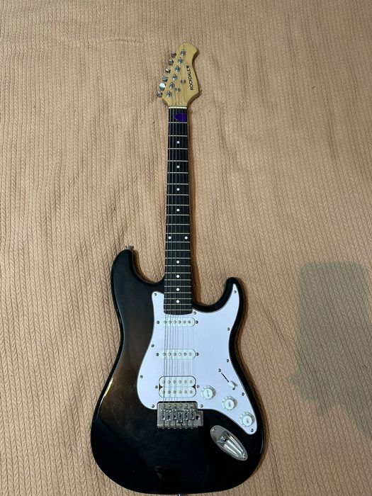 Электро Гитара в отличном состоянии