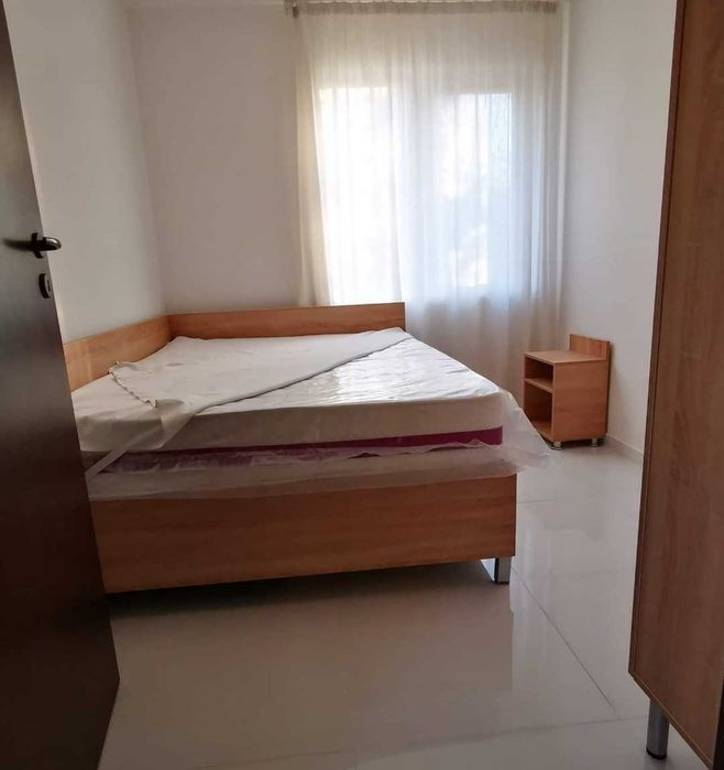 Închiriez apartament 2 camere de lux