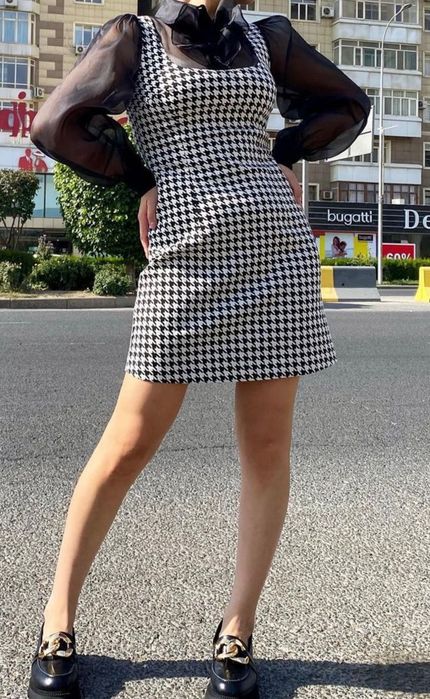 Черно-белое платье от ROMAN