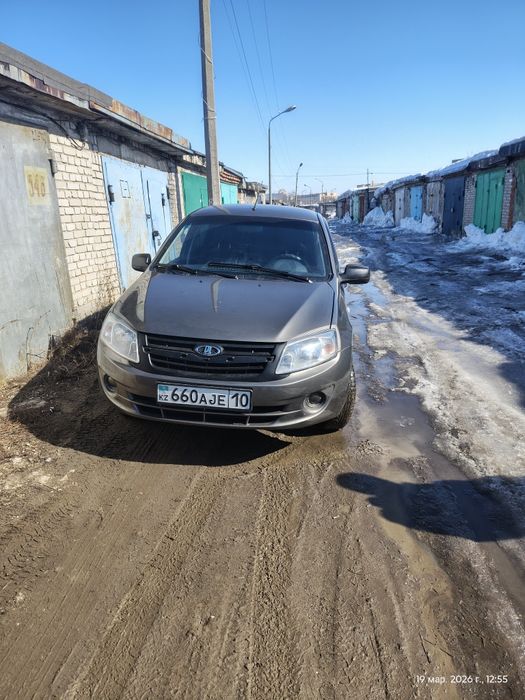 Лада гранта 2013 года