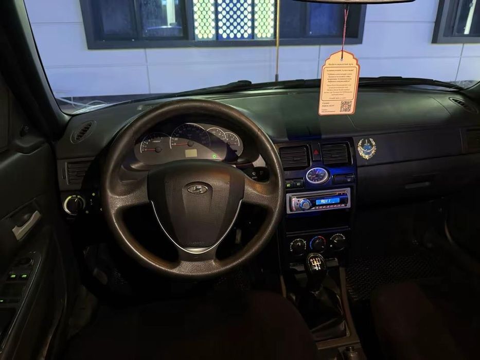 Приора продается срочно