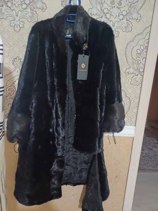 Продам шуба новый размер 52-54