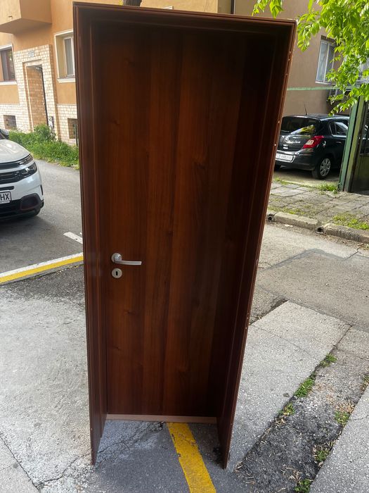 Врата с каса 190 на 70