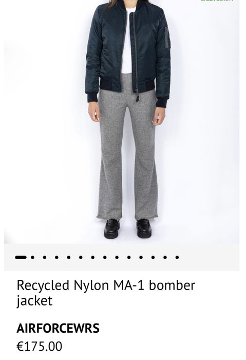 НОВО Shott - яке бомбър