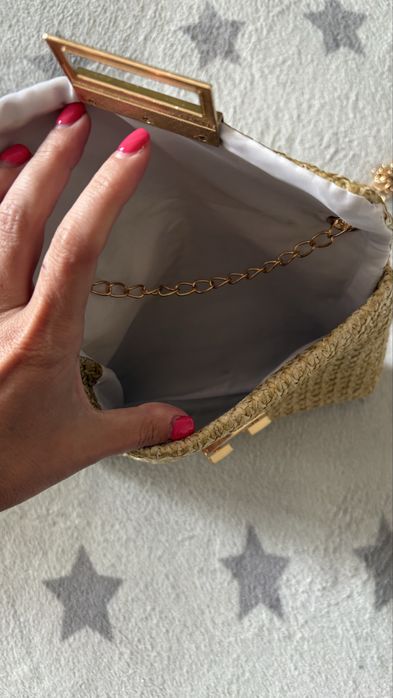 Сламена дамска чанта нова