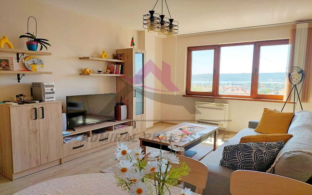 Дава се под наем Двустаен апартамент в Варна, Център - 60 кв.м за 600 € - Снимка #2