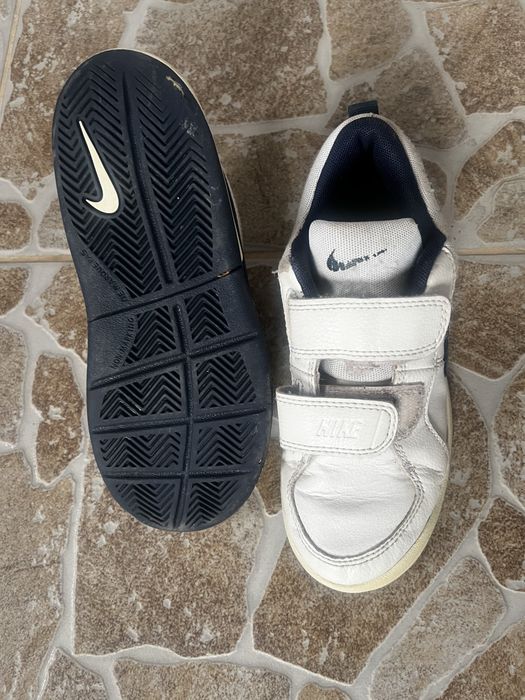 Vand adidasi Nike marine 30
