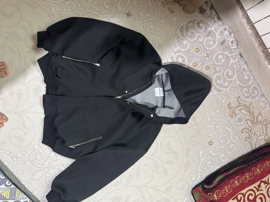 Худи bershka продется