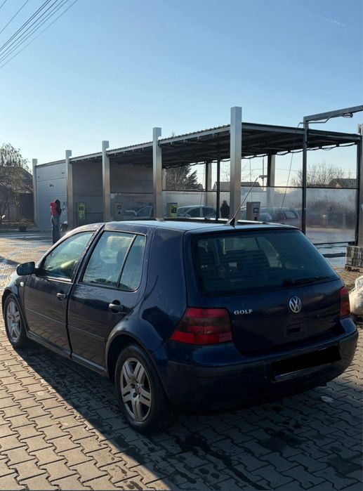 vand golf 4 1.4 benzina 2004 !