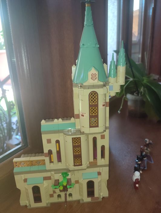 Продается лего Гарри Поттер.