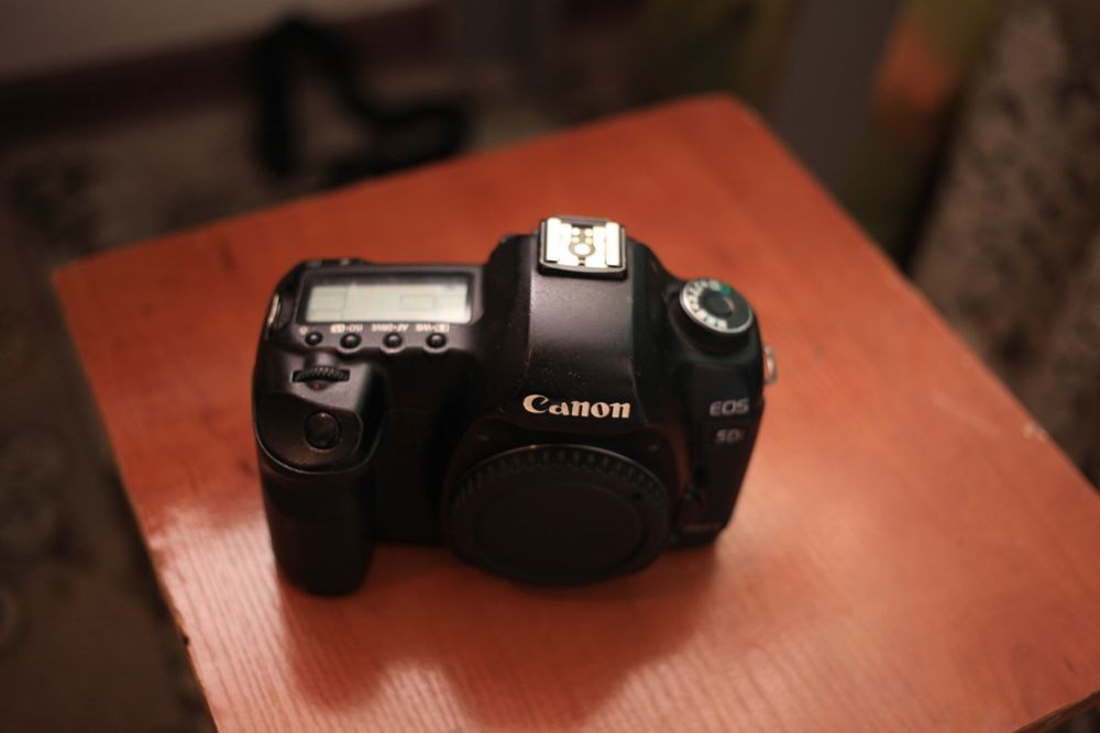 Canon 5D Mark II 2